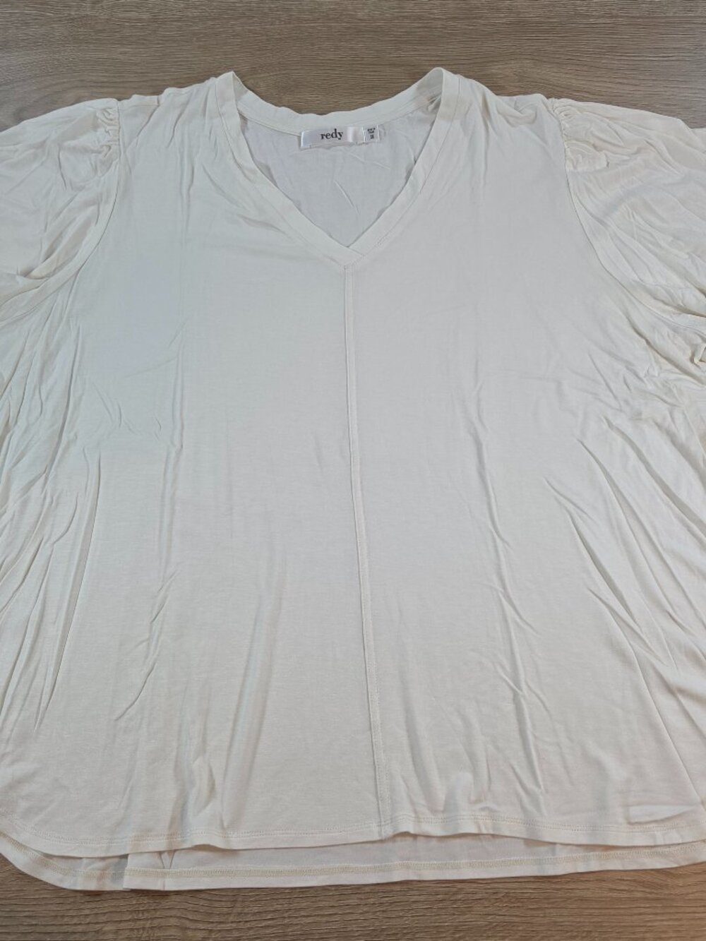 REDY Women's 3X Ivory Chalk VNeck Top Short Puff Flutter Sleeve Any Occasion NWT